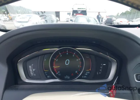 2015 Volvo Xc60 T6 из США, поврежденный, VIN YV449MDK1F2706575